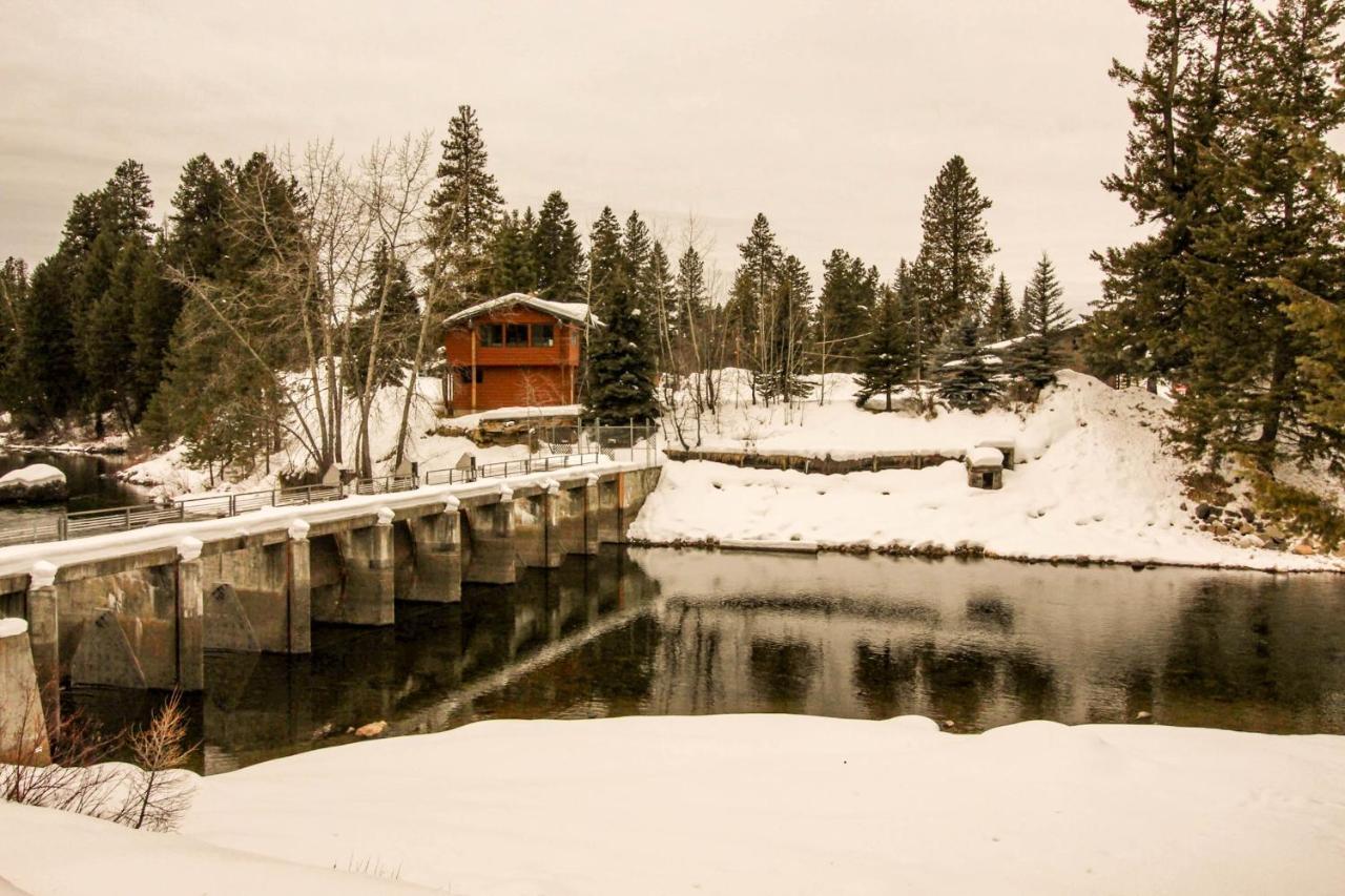 Forest Cabin McCall Luaran gambar